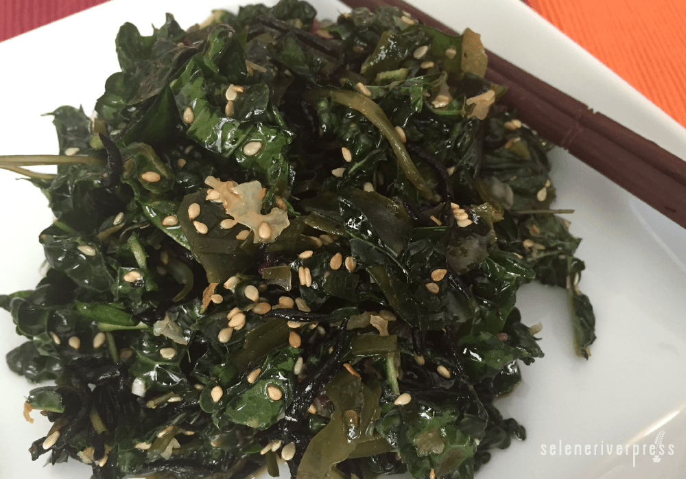 Sesame Kale-Seaweed Salad