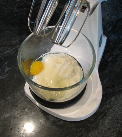 Mixing in egg